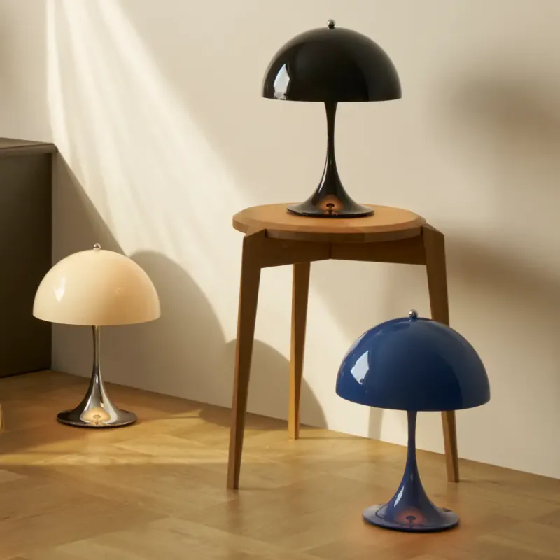 Louis Poulsen Panthella 250 Portabel - Chrome/Opal beige