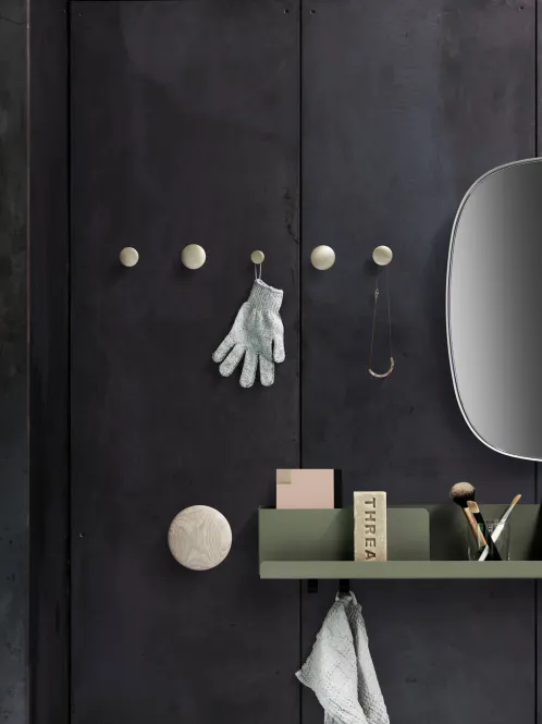 Hovedbilde Muuto Dots Metal ø5 - Brass