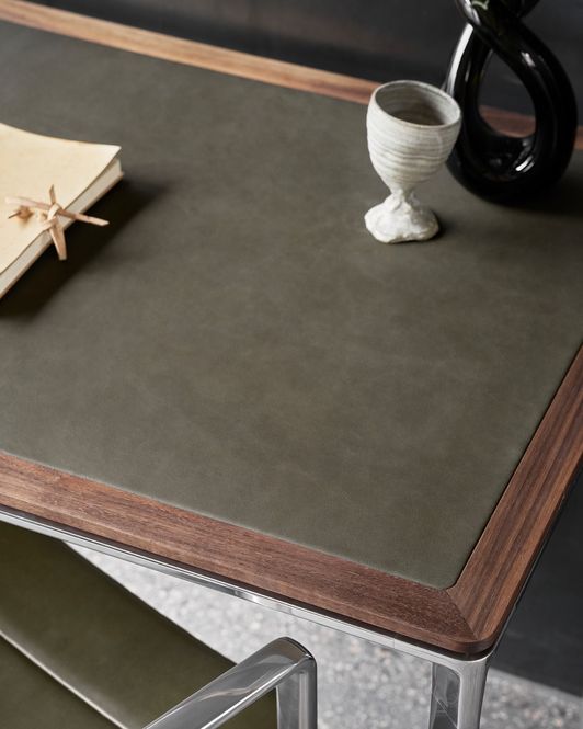 Hovedbilde Vipp430 Skrivebord - Bosco Leather
