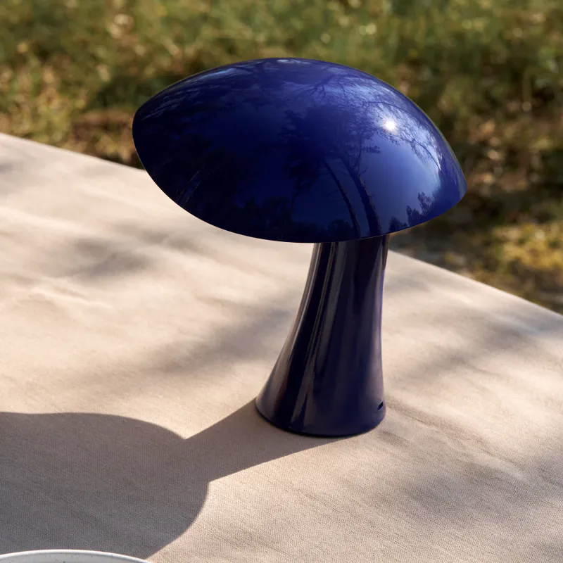 Louis Poulsen Rumee 220 Portabel Lampe - Night Blue