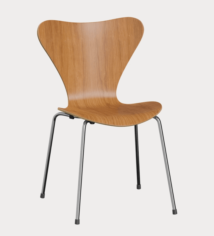 Fritz Hansen Serie 7 - Klarlakkert Finér